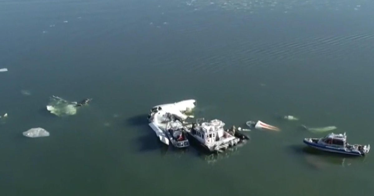 NTSB blames D.C. midair collision on systemic failures: "100% preventable"