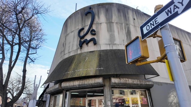 Jamaica Colosseum Mall 