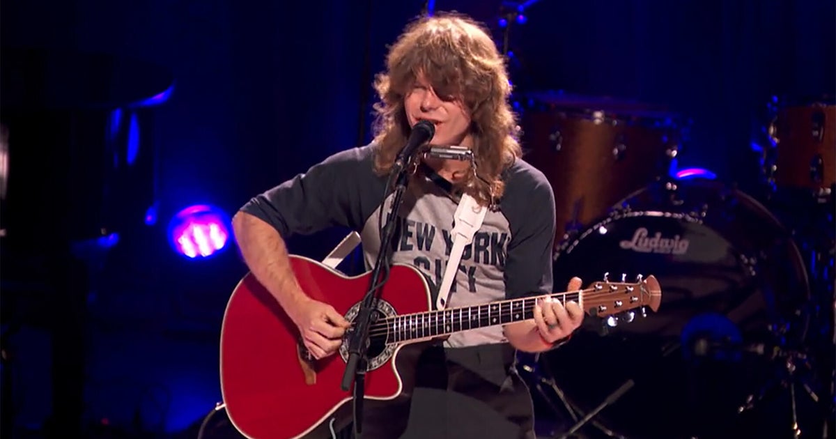 Jesse Welles: Keeping the spirit of folk music alive