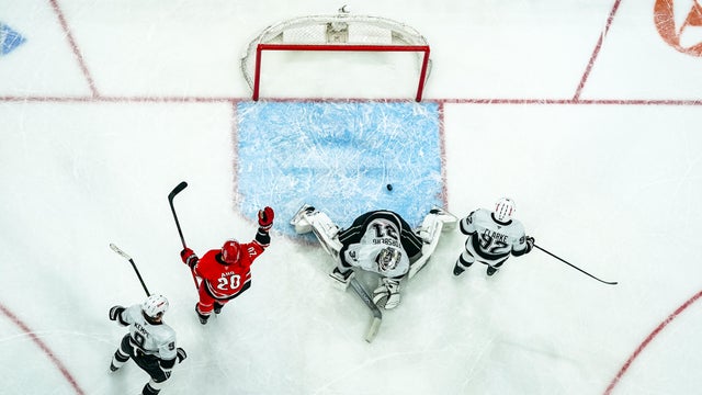 Los Angeles Kings v Carolina Hurricanes 
