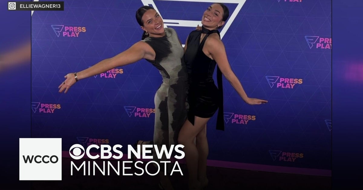 Minnesota sisters go from dance rivals to teammates