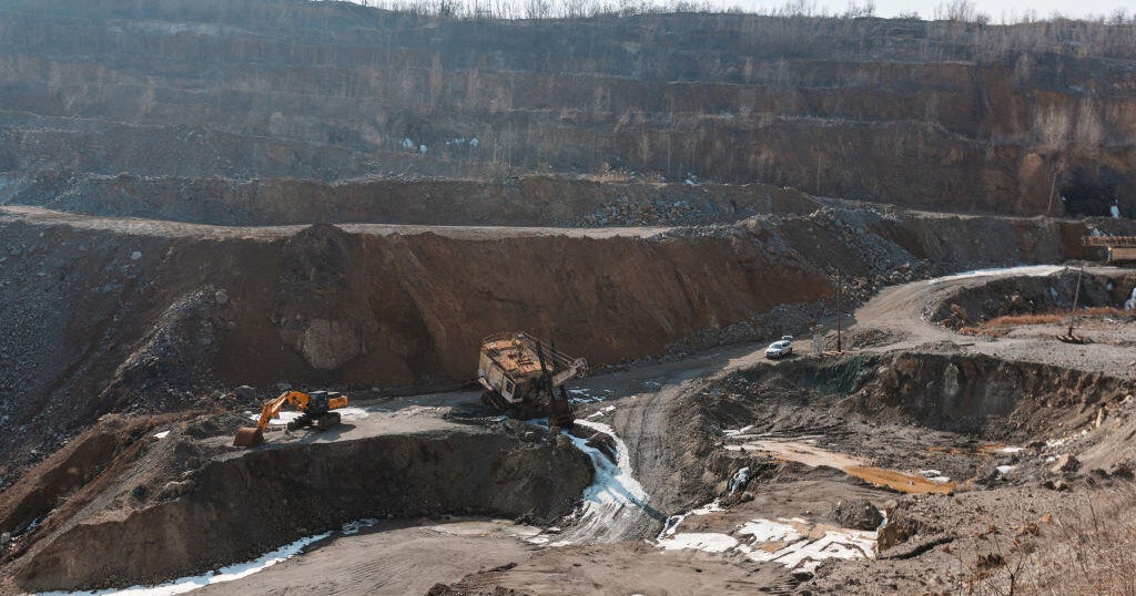 Вашингтон — Президентът Тръмп стартира запаси от критични и редкоземни