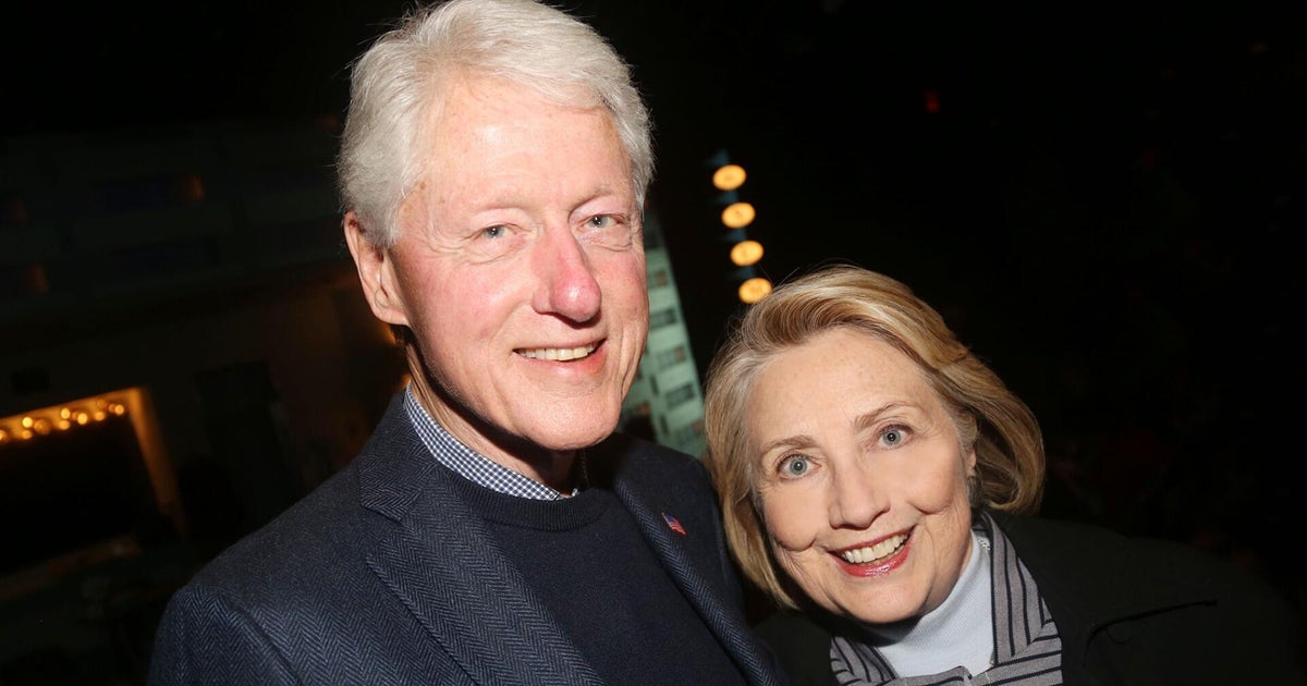 Bill and Hillary Clinton pushing to testify publicly about Jeffrey Epstein