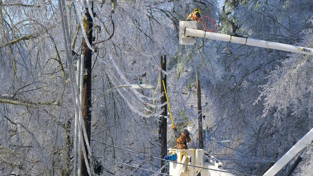 APTOPIX Winter Weather Mississippi 