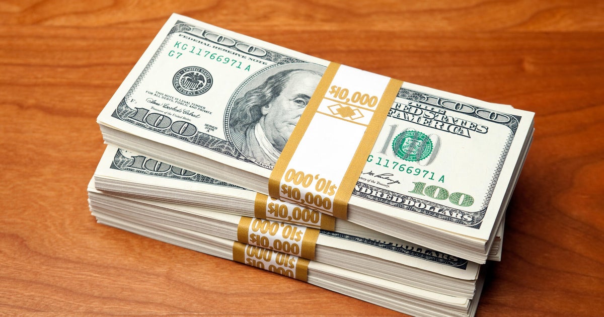 Може да отнеме много време работа и късмет за да