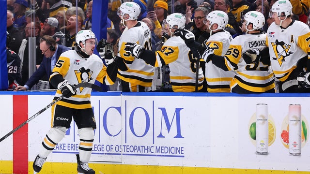 Pittsburgh Penguins v Buffalo Sabres 