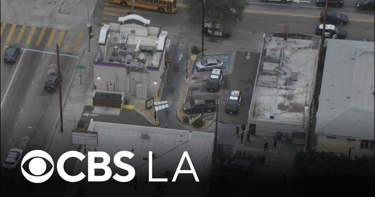 Teenager wounded in shooting near North Hollywood Taco Bell - CBS Los ...