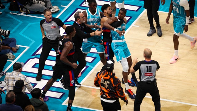 Detroit Pistons v Charlotte Hornets 