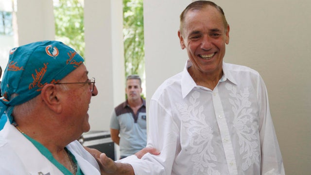 SPORTS-FBN-COTE-COLUMN-MI 