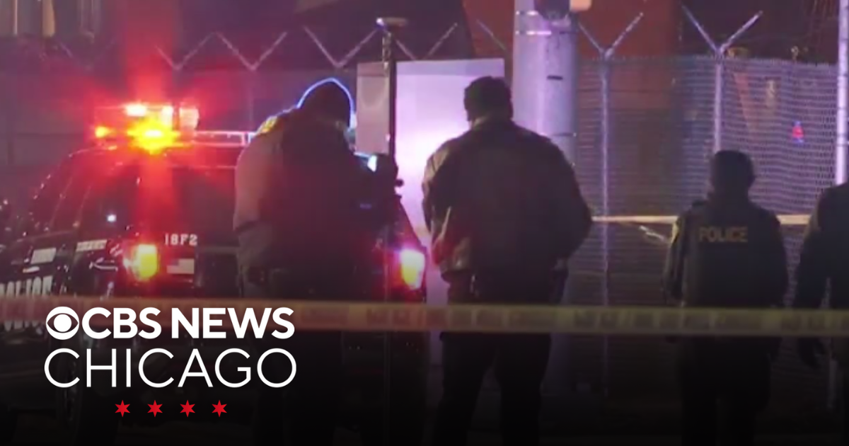 Two teens hit by car in Hammond, Indiana