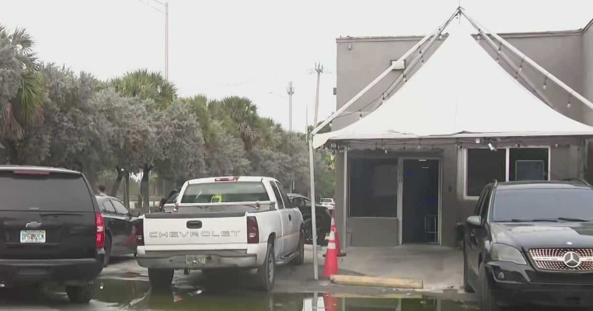 14 people arrested after large police bust at La Lunita Cafeteria in Hialeah