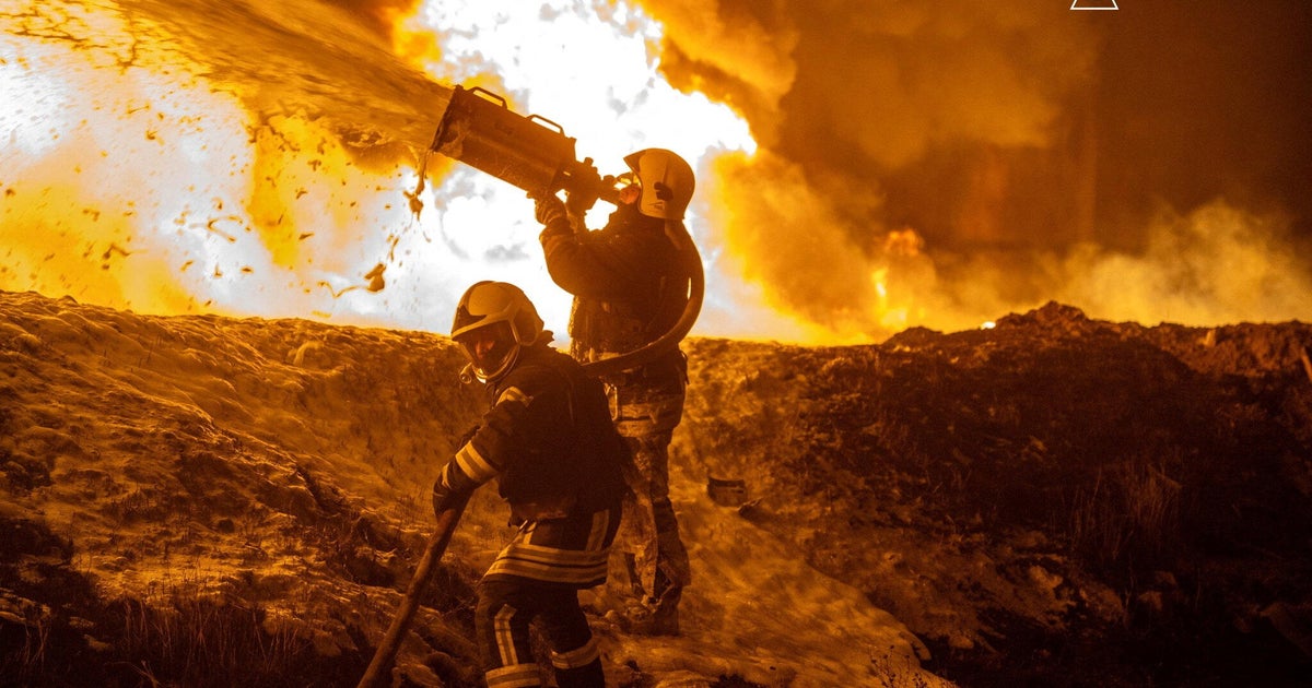 Пожар избухна в едно от черноморските пристанища на Русия в