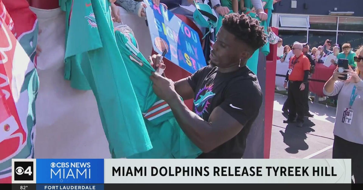 Miami Dolphins release Tyreek Hill in major roster shakeup, create cap space for offseason moves
