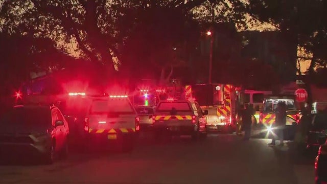 cbsmiami-north-miami-fire-1.jpg 