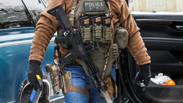 US-IMMIGRATION-ICE-SHOOTING 