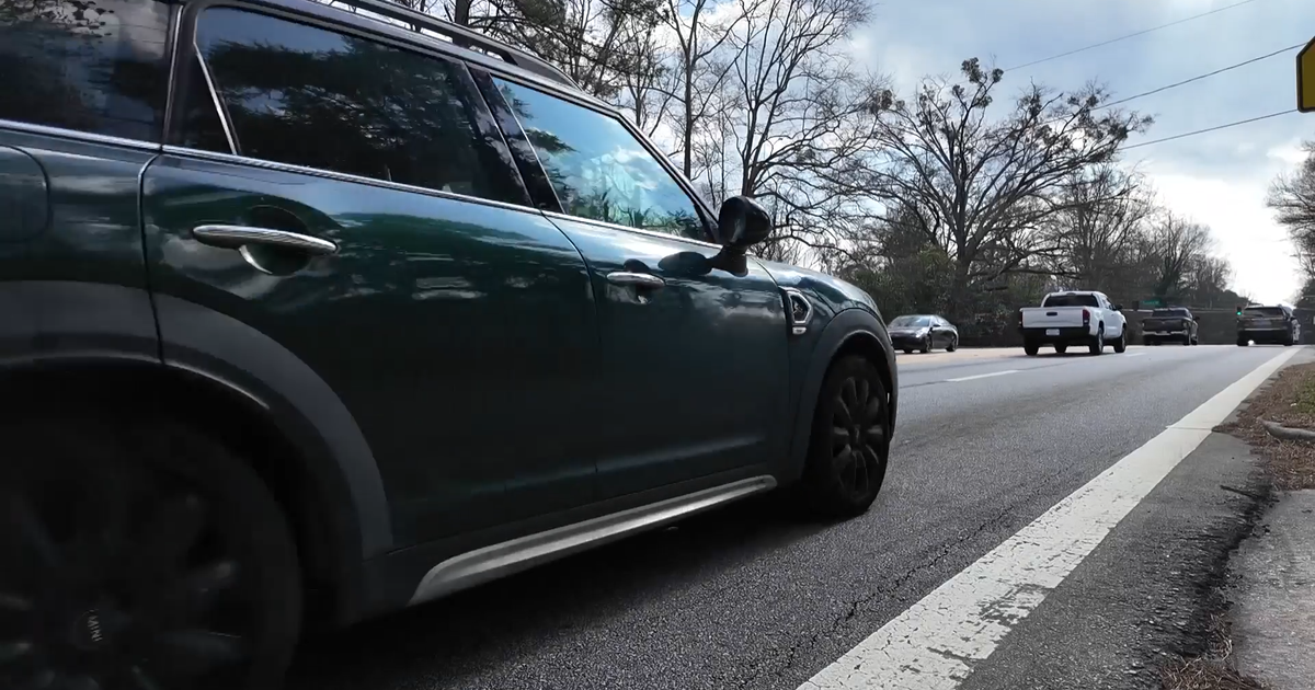 Decatur residents sound off on lowering speed limits - CBS Atlanta