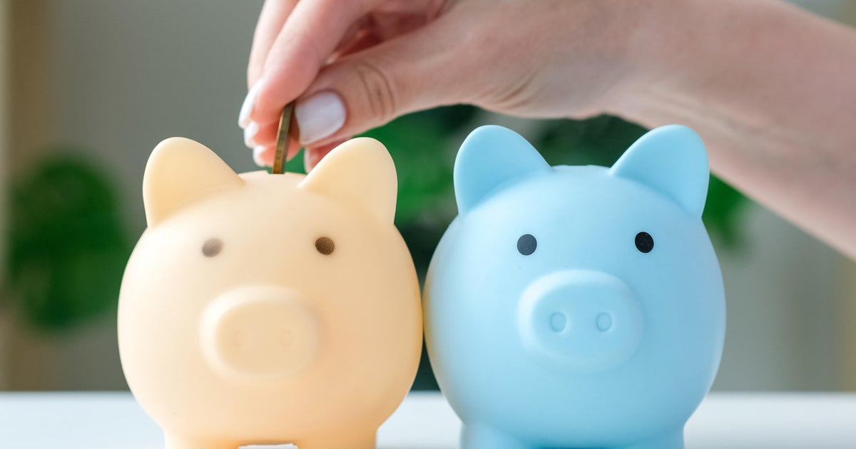 Gold vs dividend stocks: Which makes more sense for retirement income?