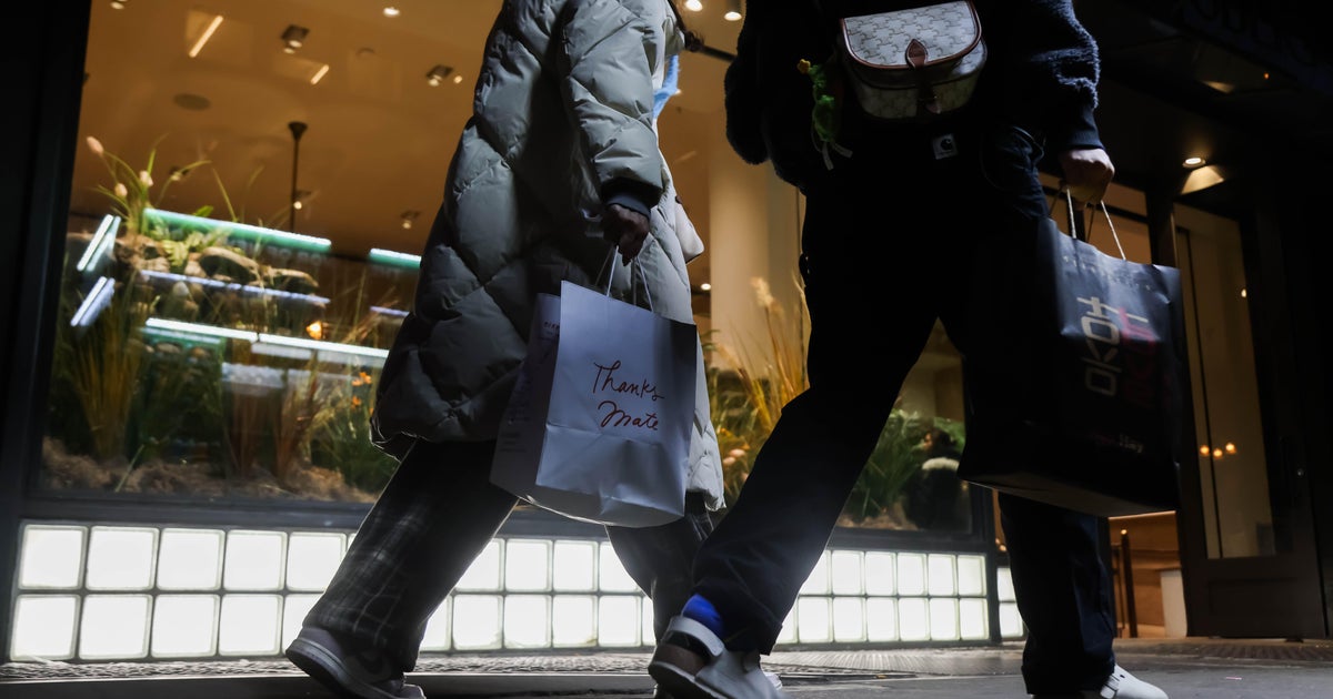 След като се движеше със стабилно темпо през по голямата