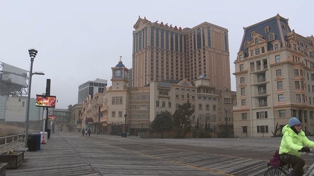 Atlantic City, New Jersey residents brace for more snow as winter storm approaches coast 