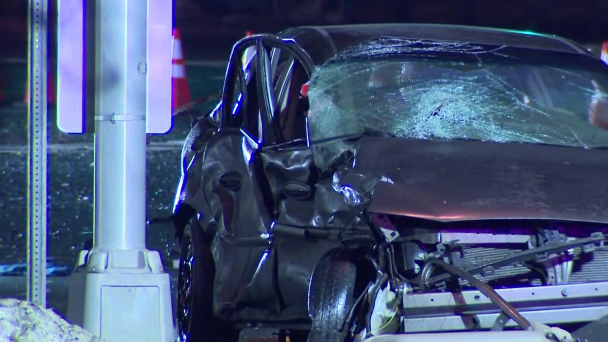 Police pursuit ends with fatal crash in Woodbridge Township, N.J. - CBS ...