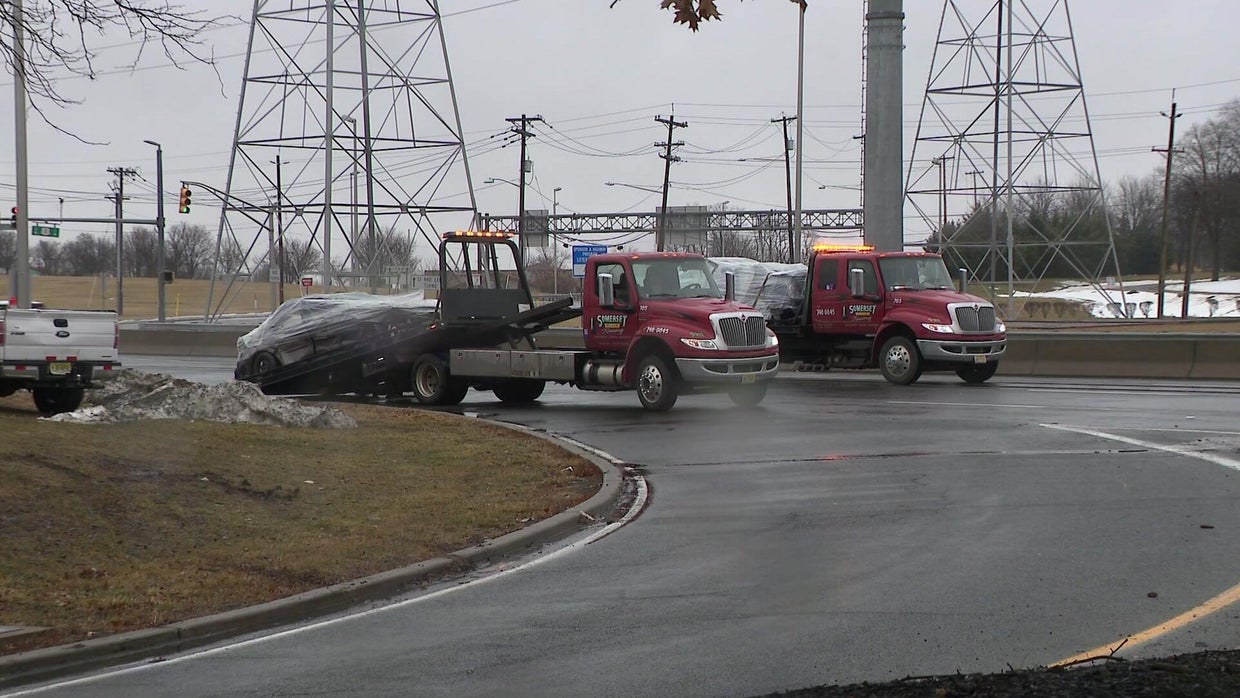 Police pursuit ends with fatal crash in Woodbridge Township, N.J. - CBS ...