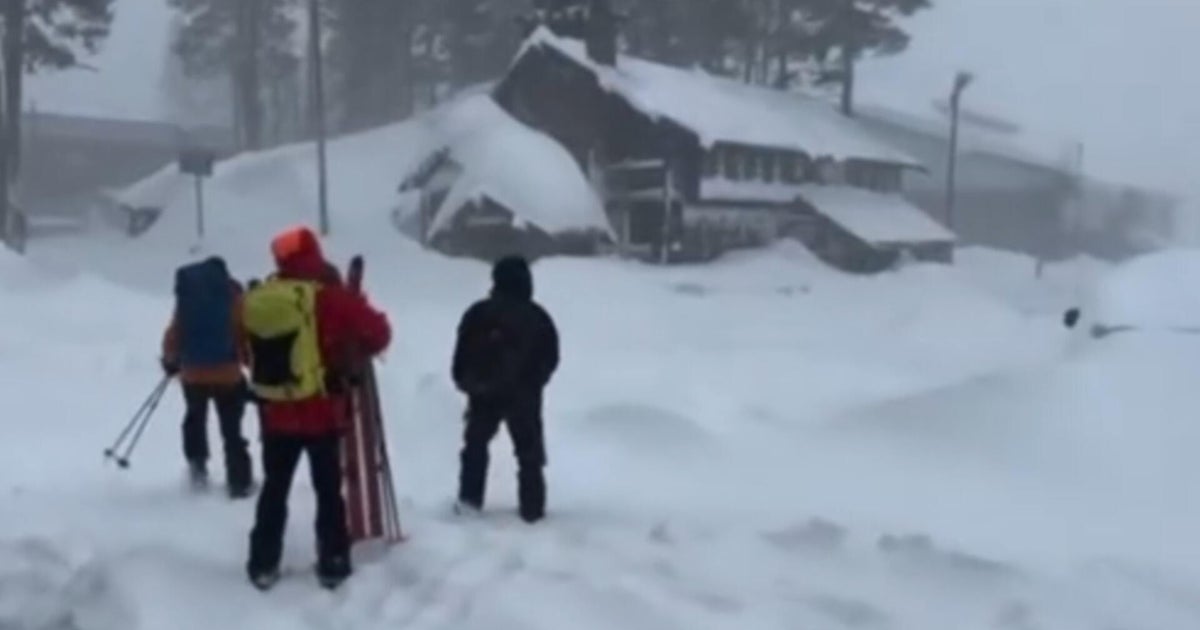 Tour company says guides on deadly ski trip were avalanche trained