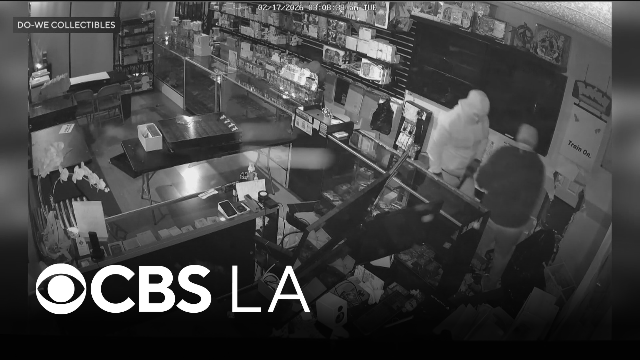 Burglars steal more than $100,000 worth of trading cards from Anaheim store