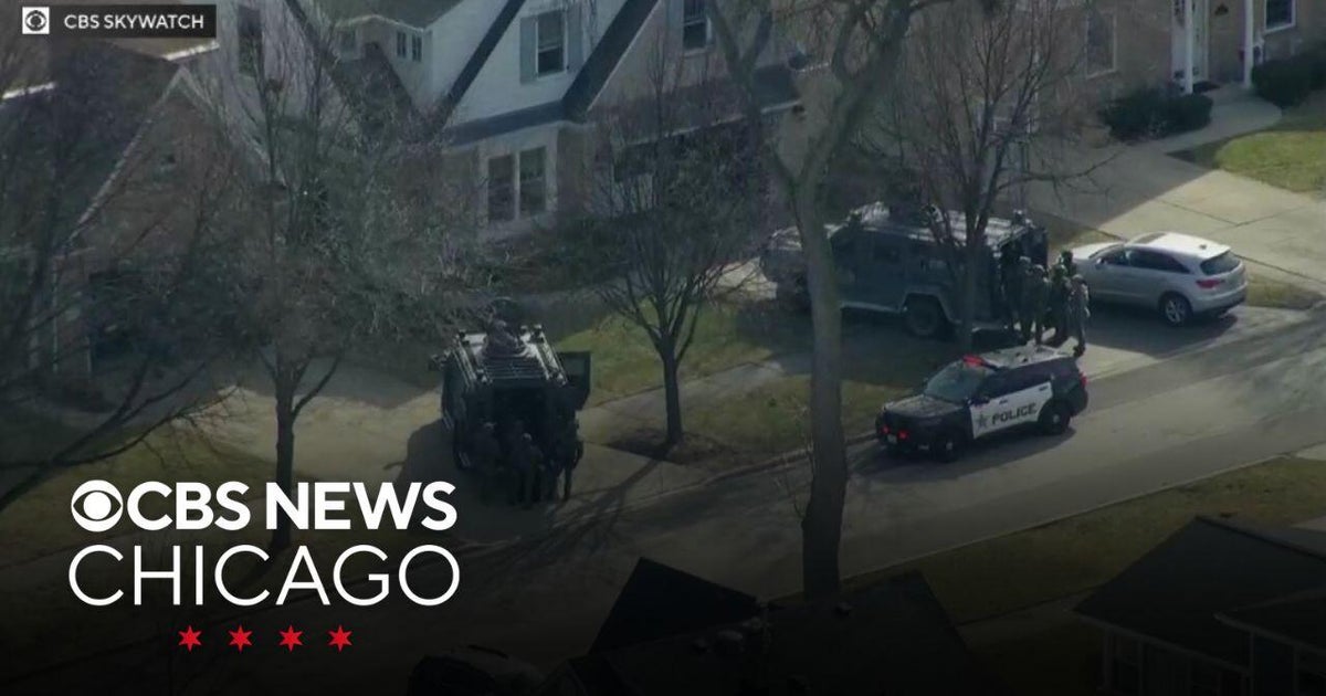 Suspect charged in armed home invasion and standoff in Arlington ...