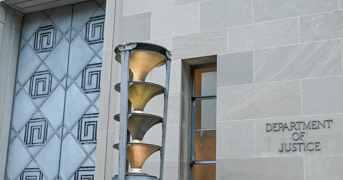 Defense attorneys build mapping tool to track Justice Dept.