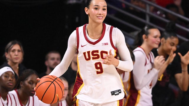 USC defeats Indiana 79-73 in womens basketball 