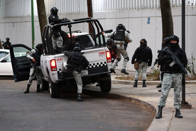 25 Mexican National Guard troops ᴅᴇᴀᴅ in Jalisco after killing of notorious  cartel leader 
