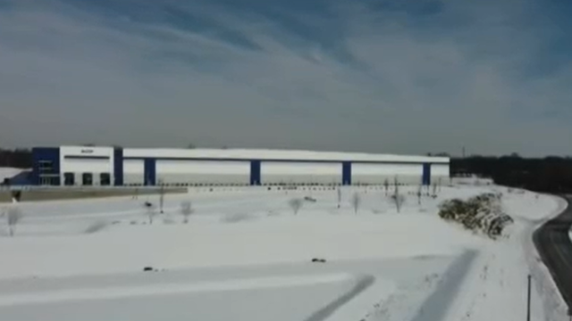 Maryland Flag in front of the State House 