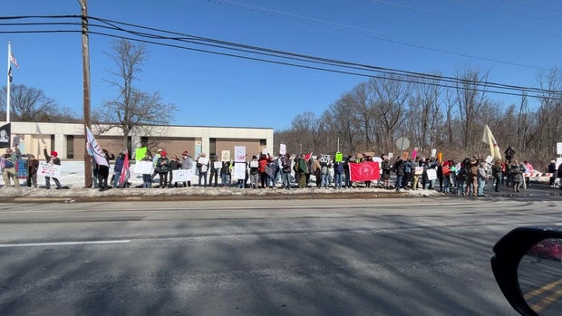 Protesters in Roxbury, New Jersey 