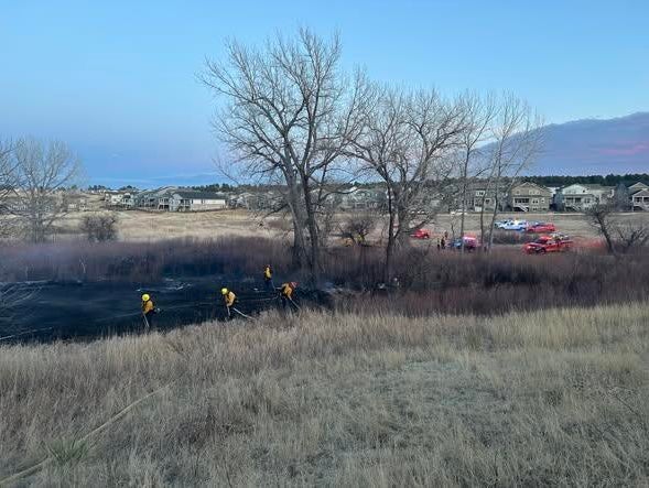 elizabeth-brush-fire-arson-2-elizabeth-police-dept-on-fb.jpg 