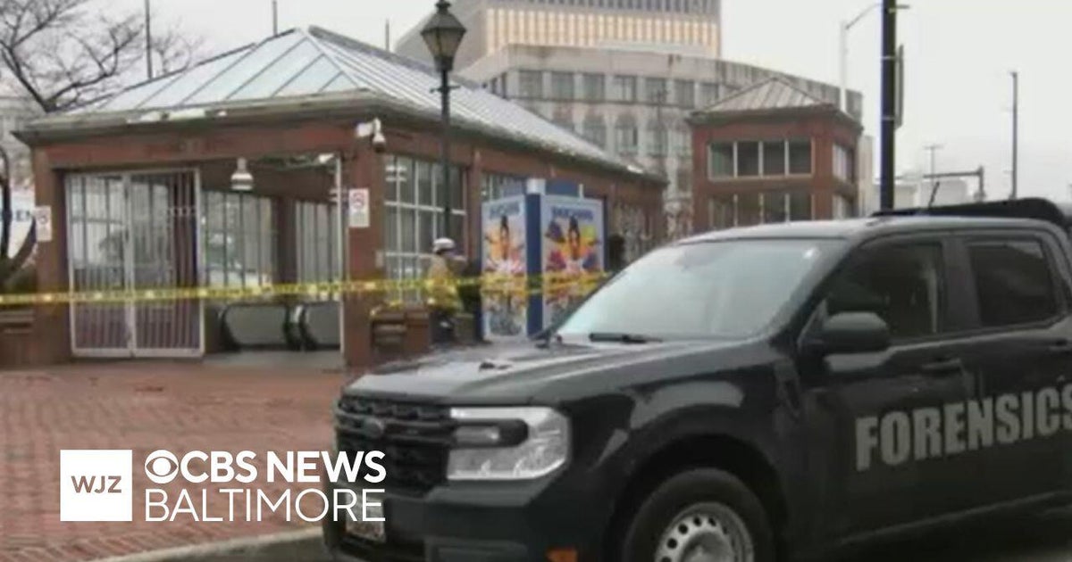 MTA train strikes and kills man in Baltimore - CBS Baltimore