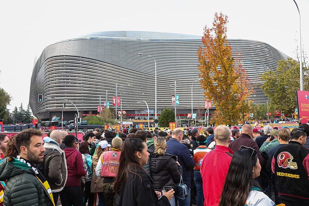 Miami Dolphins V Washington Commanders - Nfl Madrid Game 2025 