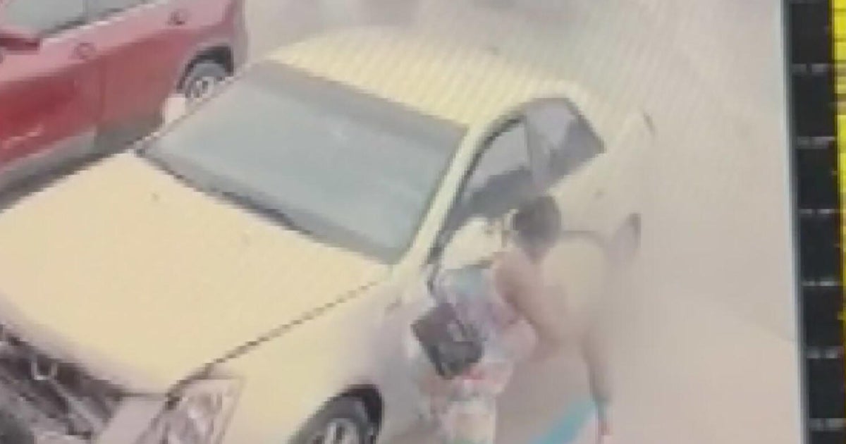 Surveillance video shows deadly shooting at southwest Miami-Dade gas station