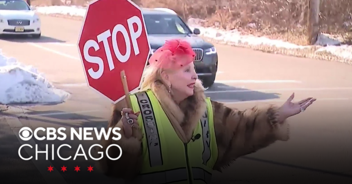 Crossing guard in New Jersey is also a fashionista