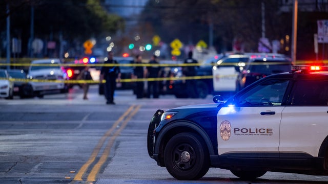 Police at scene of a sooting in Austin, Texas 