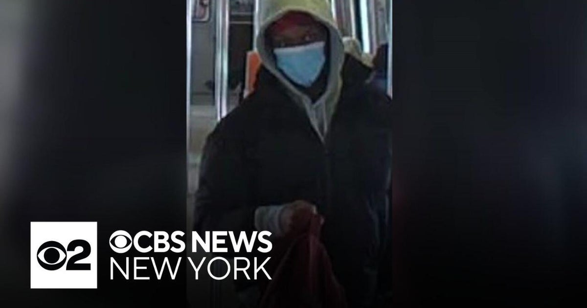 Suspect sought in subway hate crime robbery in Brooklyn - CBS New York