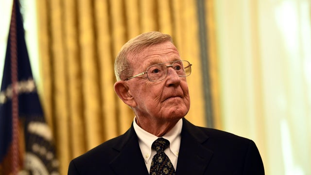 us-politics-trump-medal-holtz-award 