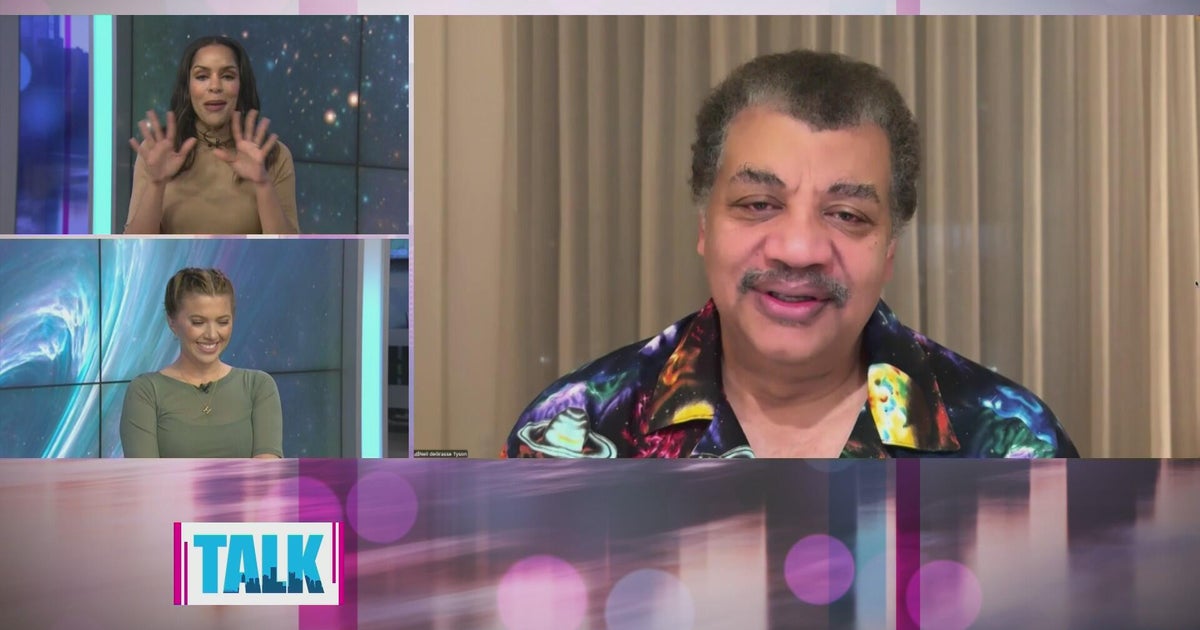 Neil deGrasse Tyson weighs in on aliens, space jellyfish, movie science and Pluto