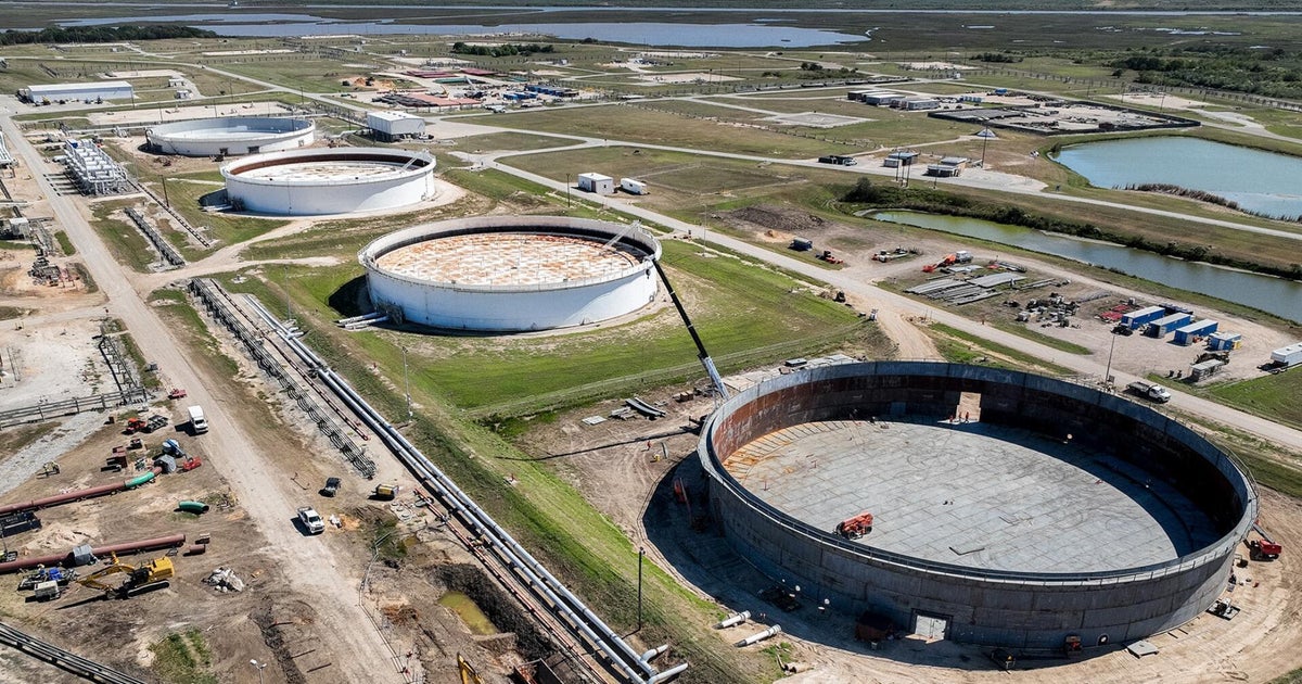 Oil shortage, high gas prices prompt debate on tapping Strategic Petroleum Reserve