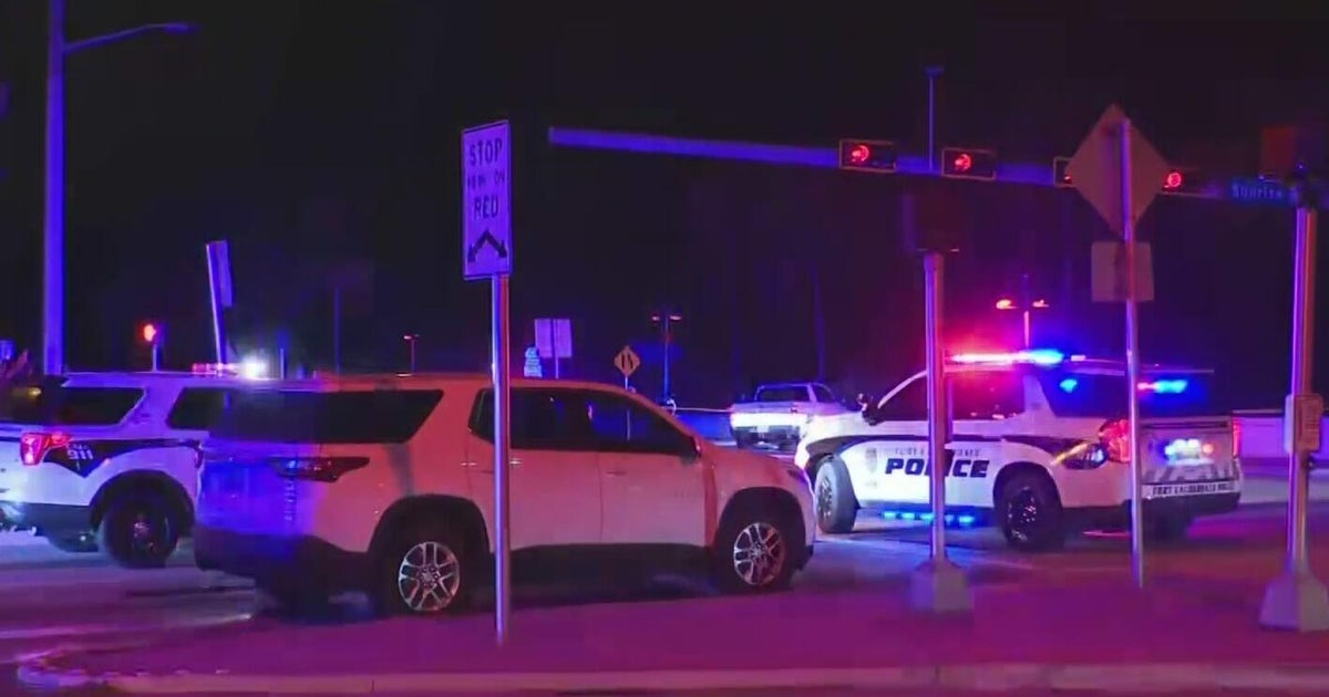 Fort Lauderdale death investigation continues after man’s body found on A1A, police say