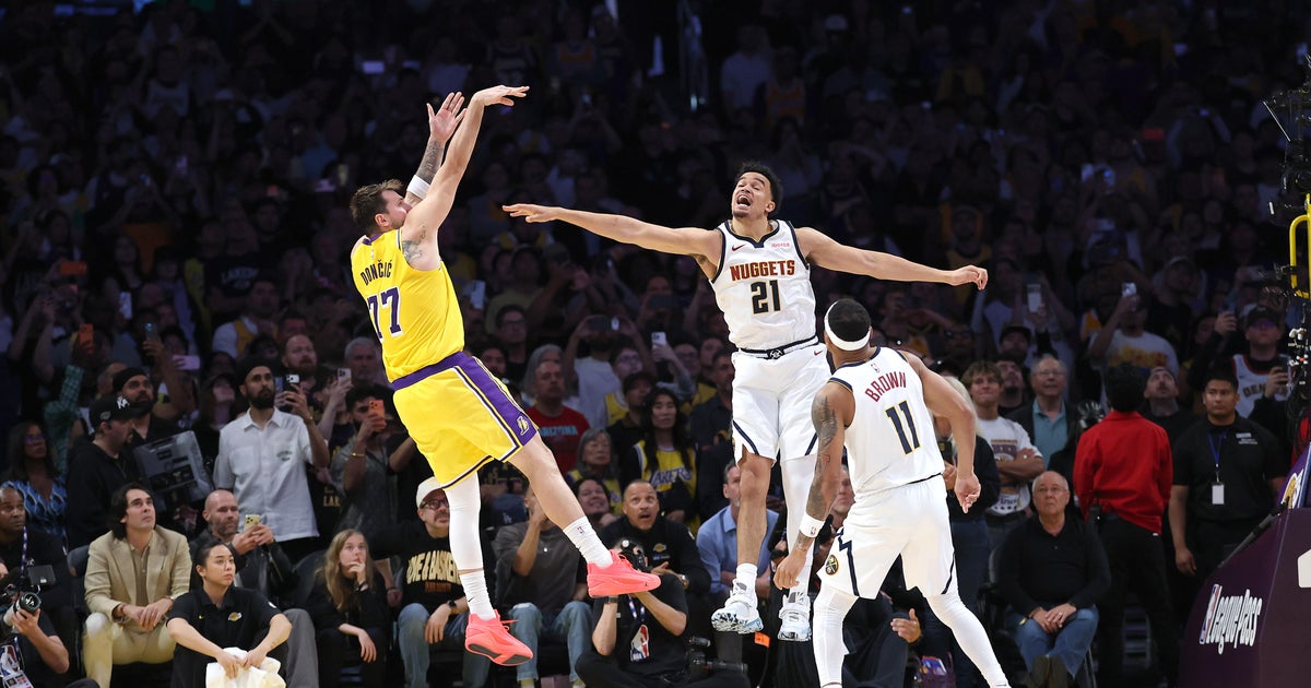Luka Doncic hits game-winner with 0.5 seconds remaining in overtime as ...