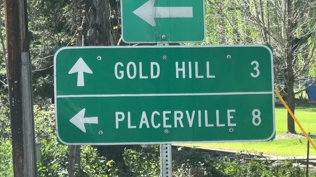 for-web-gold-hill-placerville-road-sign.jpg 