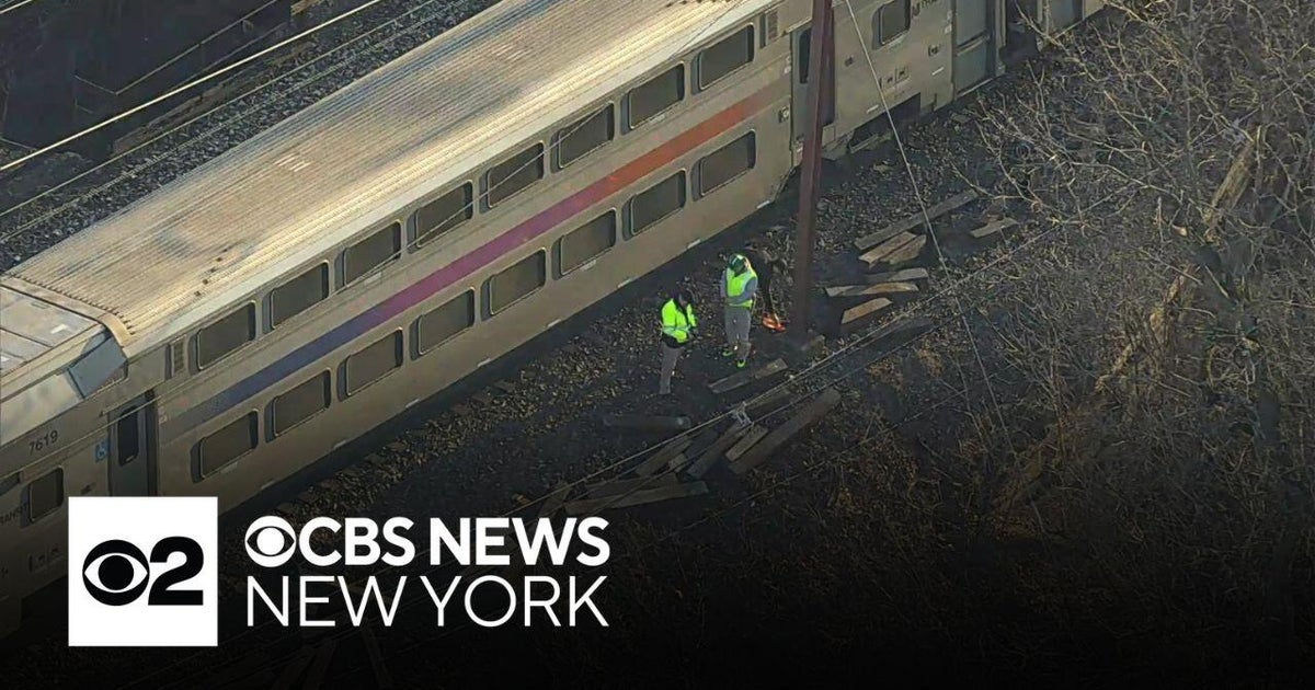 Person hit by NJ Transit train in Millburn, New Jersey - CBS New York