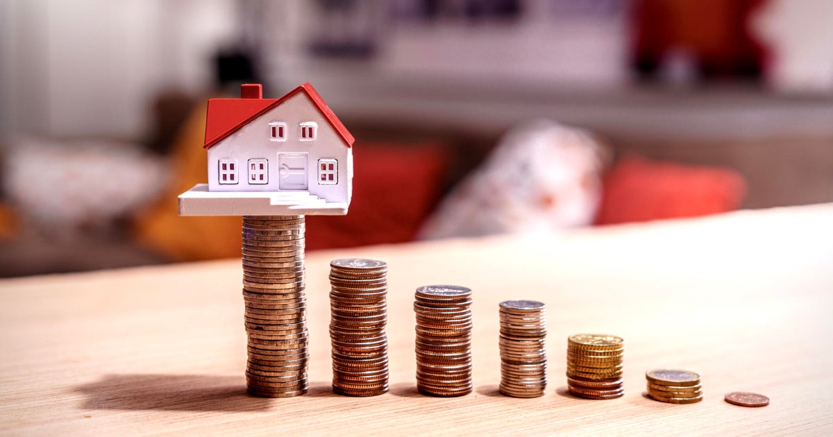 HELOC interest rates just fell again. Here's how much a $40,000 HELOC will cost per month now.