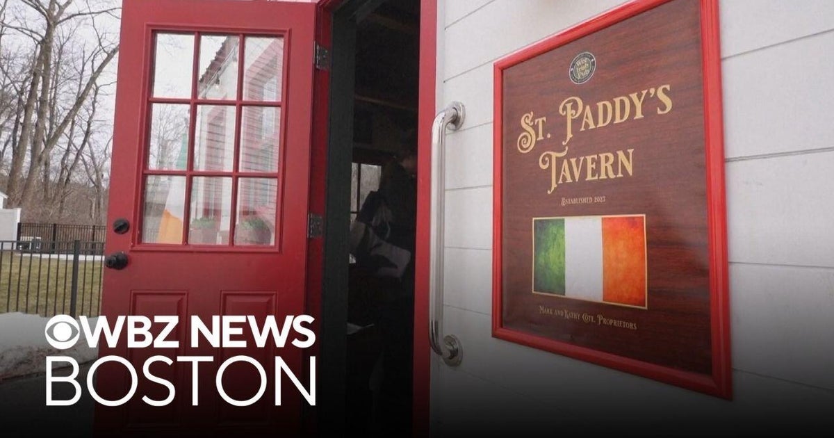 Mobile Irish pub bringing a piece of Ireland to residents in Massachusetts