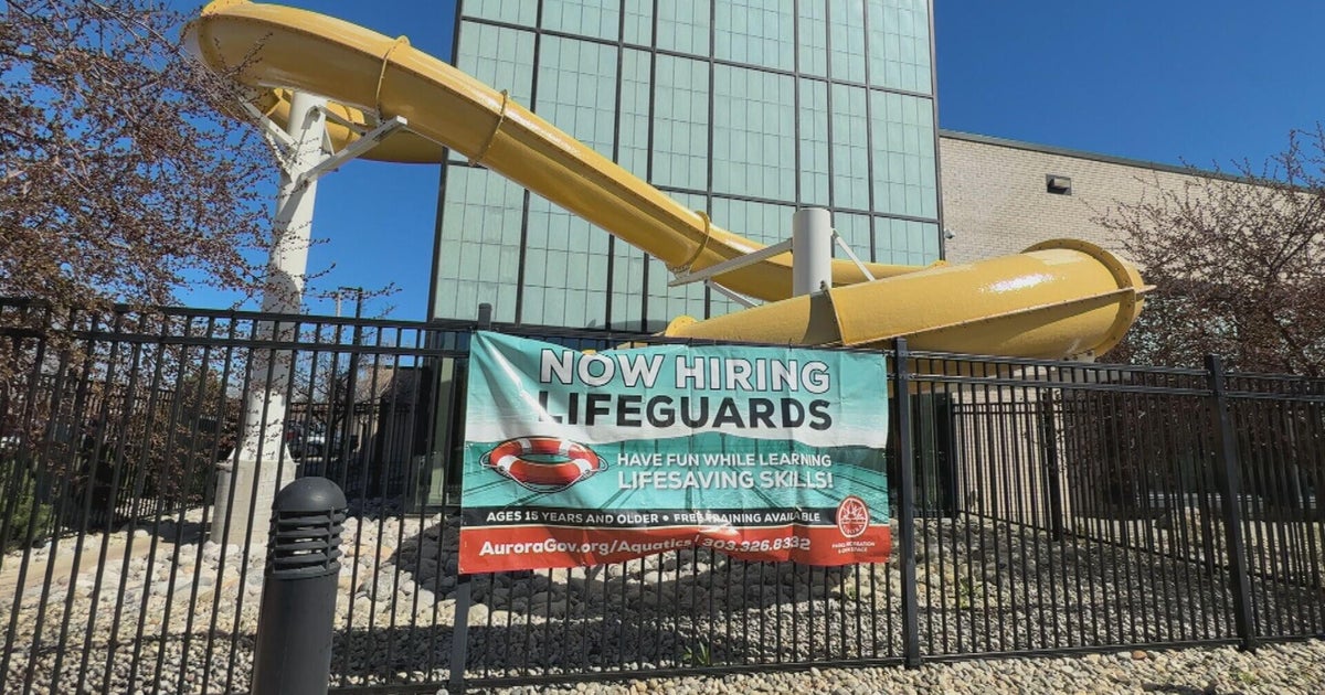 Aurora looking for lifeguards amid ongoing warm temperatures, increase in pool visitors